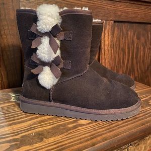 Girls koolaburra by Ugg boots
